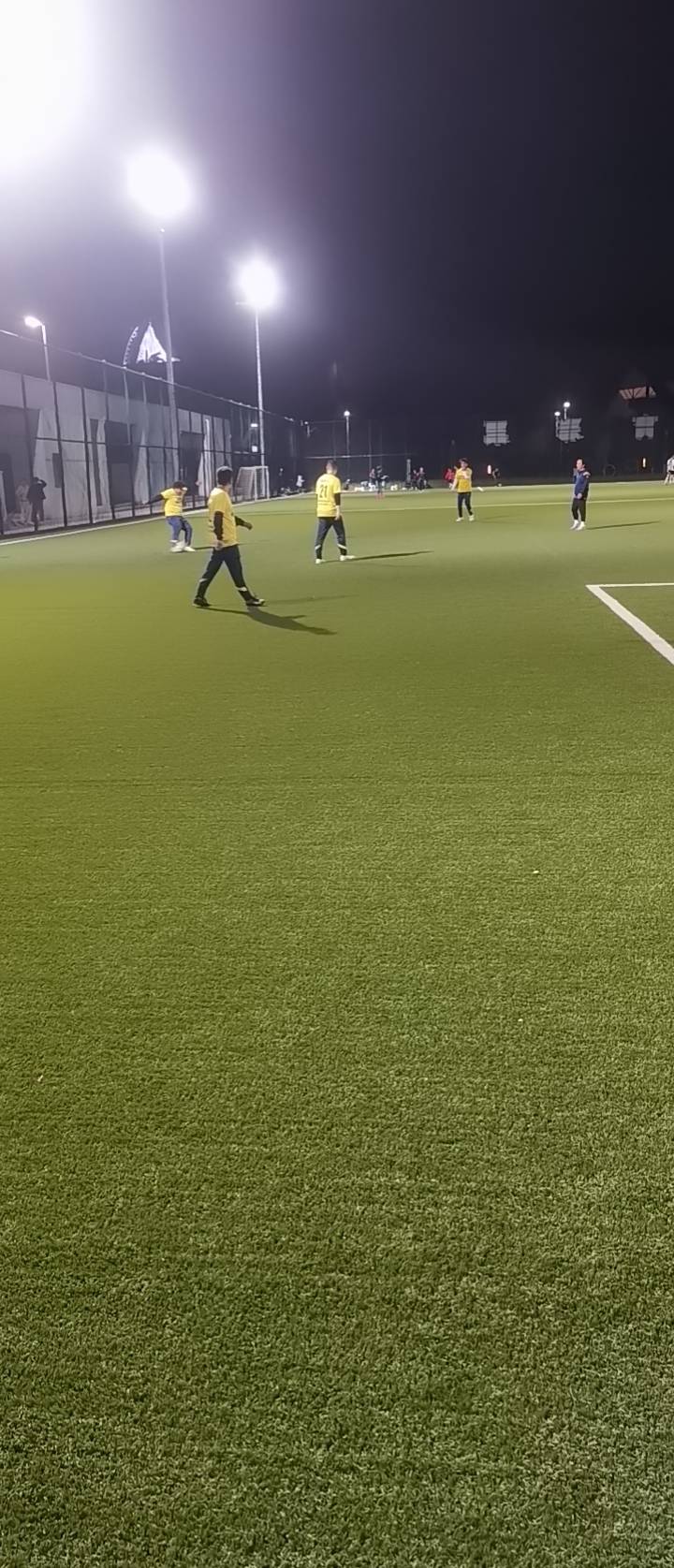 蘭哈頓FC 4:9不敌千帆竞技 养生足球乐在其中